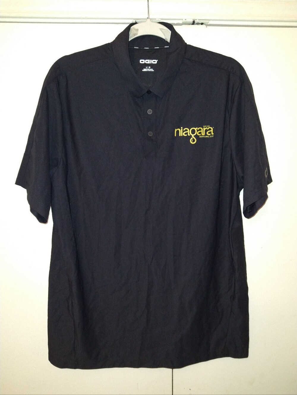 Ogio Niagara Bottling Black Employee Uniform Polo Shirt Men's sz Large.